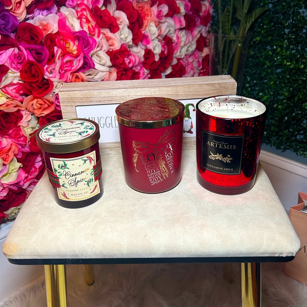 5 Christmas Candles. One Pair of Santa Earrings. One Decor Item 🎅🏻